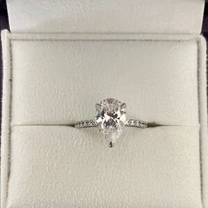 Elegant Silver Teardrop Ring